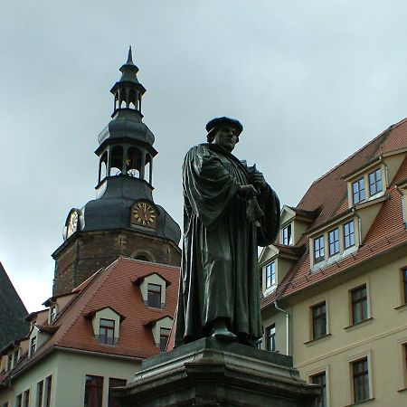 Hotel Garni Pension Zur Lutherstadt ルターシュタット・アイスレーベン エクステリア 写真