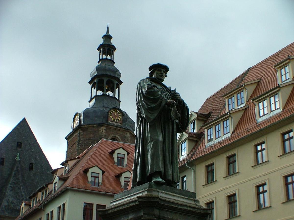 Hotel Garni Pension Zur Lutherstadt ルターシュタット・アイスレーベン エクステリア 写真