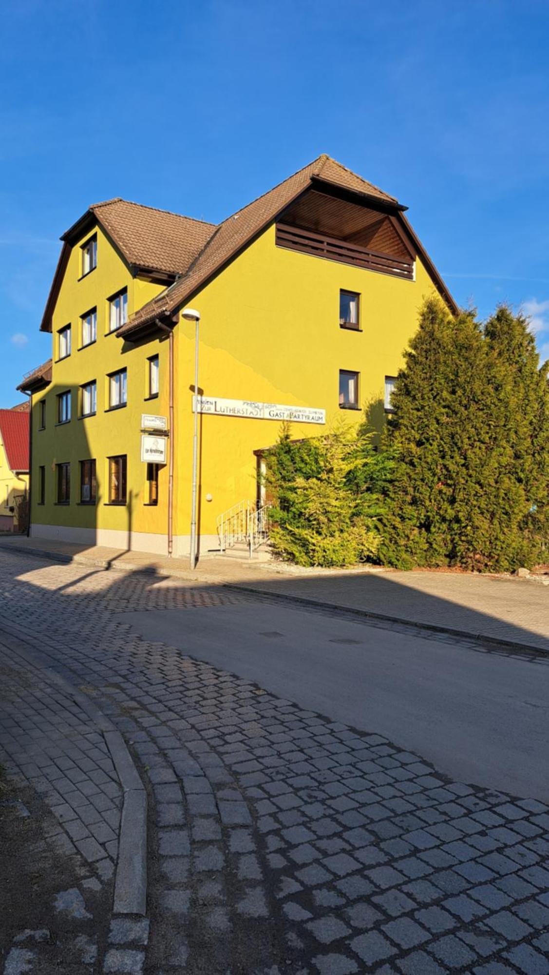 Hotel Garni Pension Zur Lutherstadt ルターシュタット・アイスレーベン エクステリア 写真
