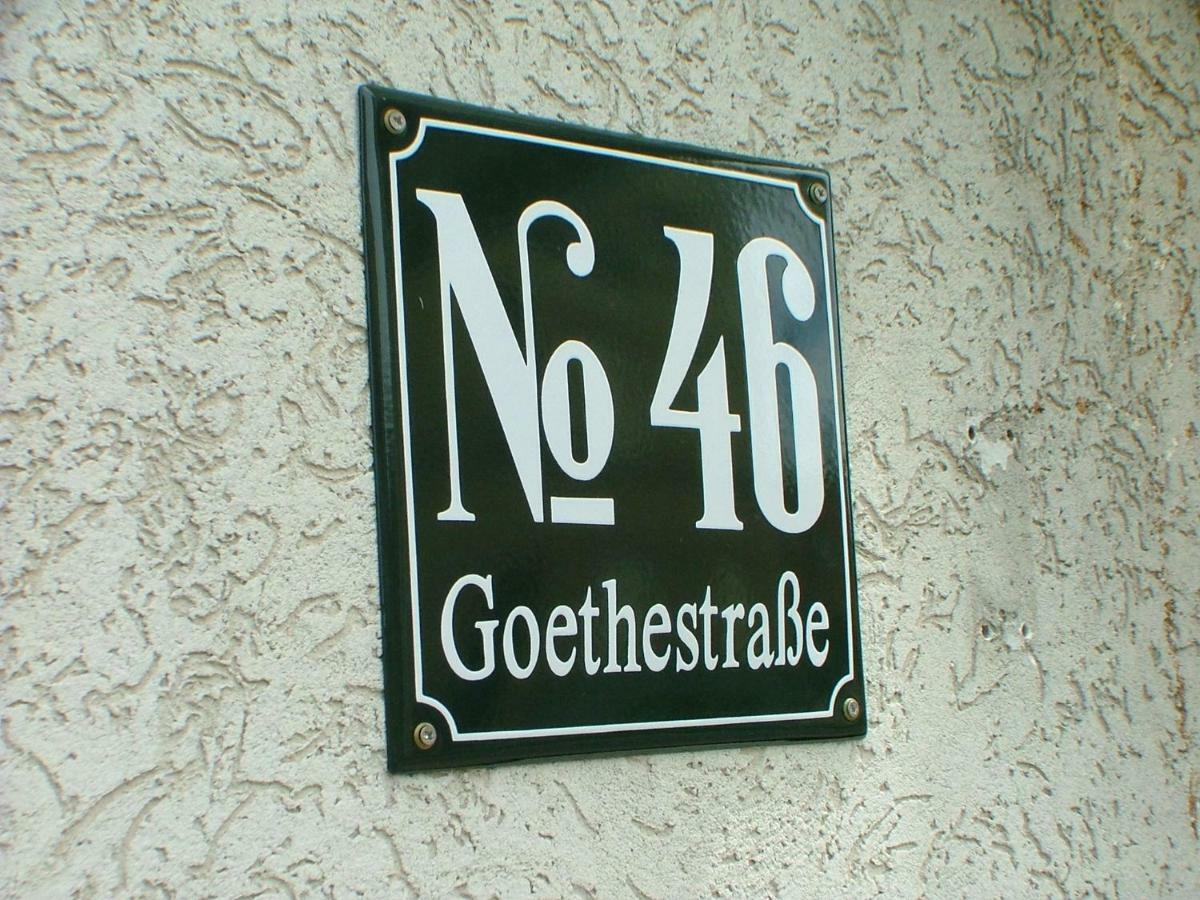 Hotel Garni Pension Zur Lutherstadt ルターシュタット・アイスレーベン エクステリア 写真